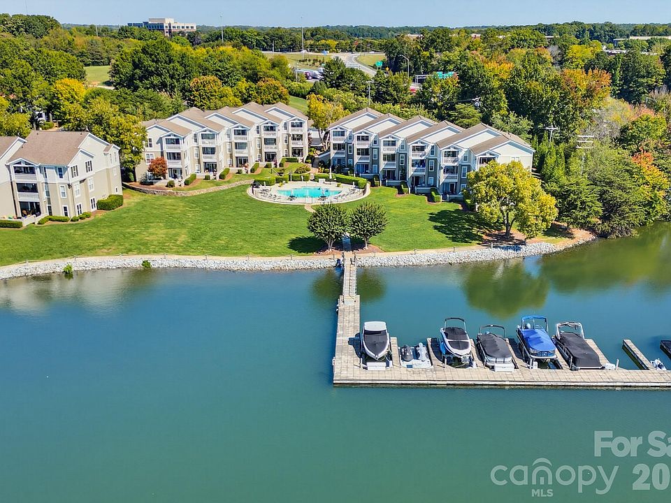 1st image of 1338 Torrence Cir