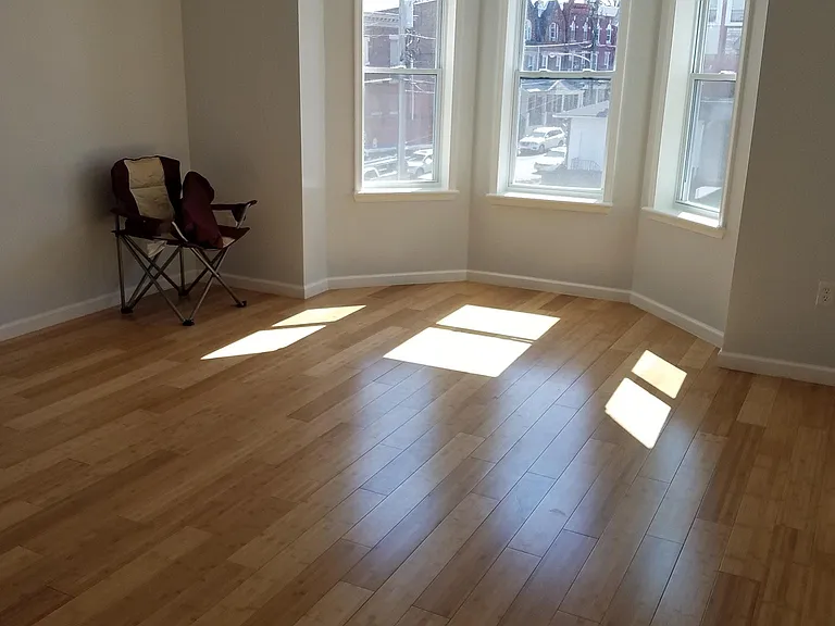 4607 Wayne Ave #2 — Photo 2