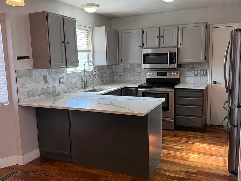 6353 W Milden Cir — Photo 1