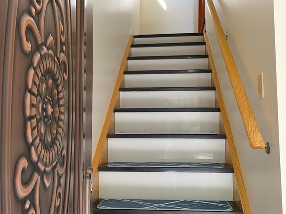 2nd image of 4212 249th St Floor 2