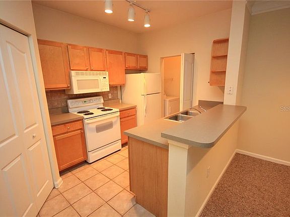 3rd image of 4207 S Dale Mabry Hwy Unit 9107