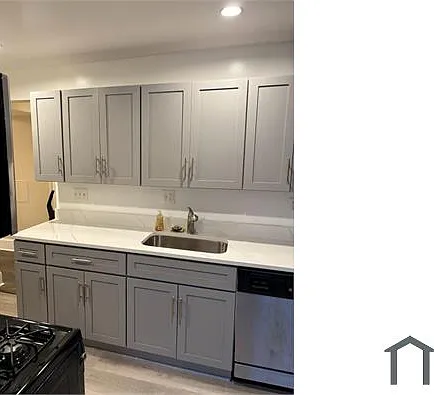 3330 Huntley Square Dr #T-1 — Photo 1