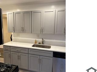 3330 Huntley Square Dr APT T1, Temple Hills, MD 20748