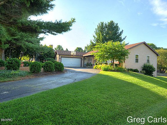 5th image of 7636 Apple Hill Ct SE