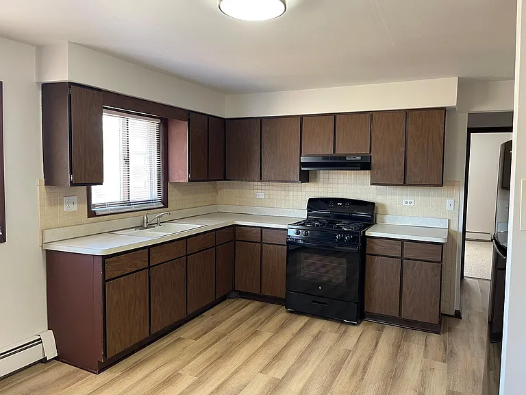13046 Wood St #3A — Photo 2