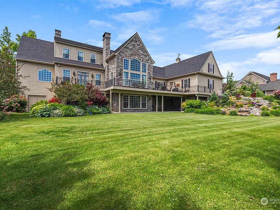 2017 Broadview N, Wenatchee, WA 98801 MLS NWM1968711 Zillow