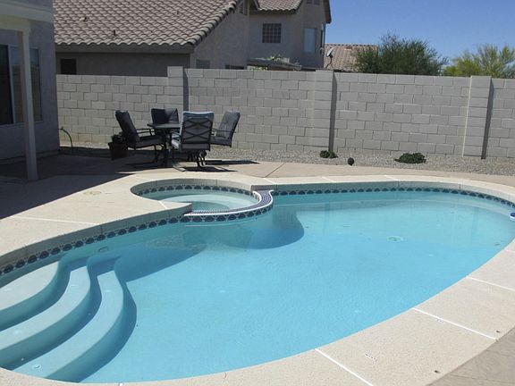 4th image of 2036 E Angela Dr