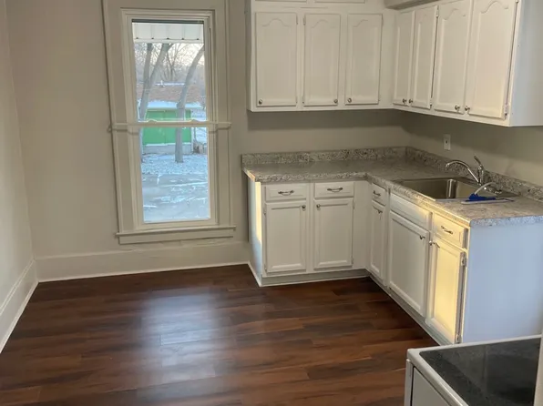 804 W Ashland Ave Unit 4, Indianola, IA 50125