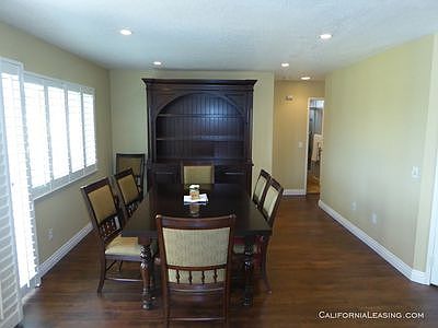 5th image of 27385 Parklane Way