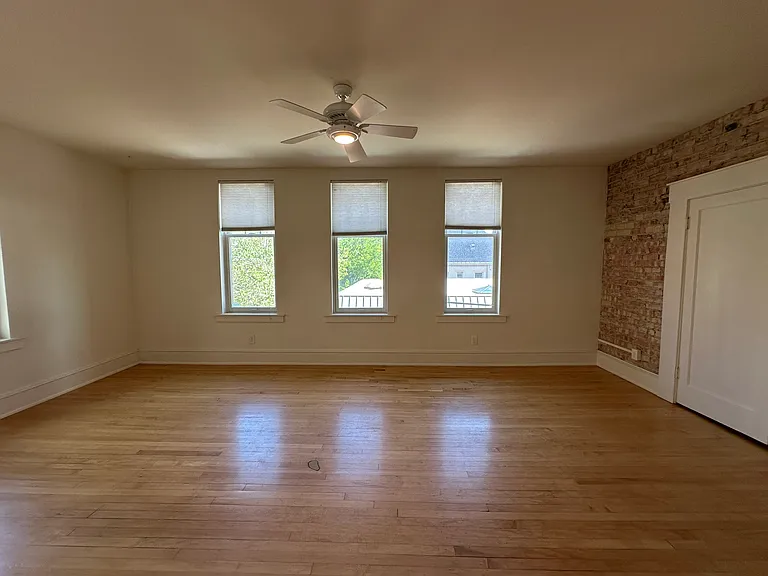 Woodruff Apartments — Photo 33