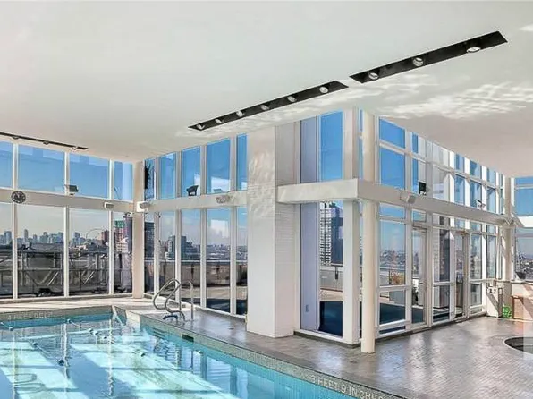 350 West 42nd Street image 1 of 14