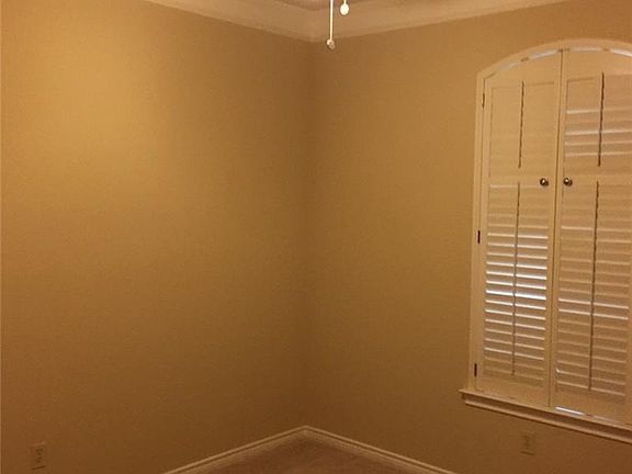 4th image of 5129 W Plano Pkwy