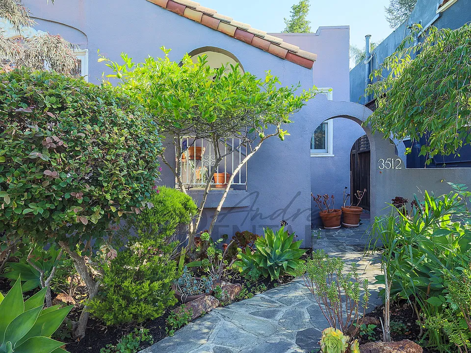 3512 Victor Ave