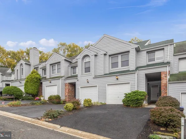 502 Paisley Pl, Newark, DE 19711