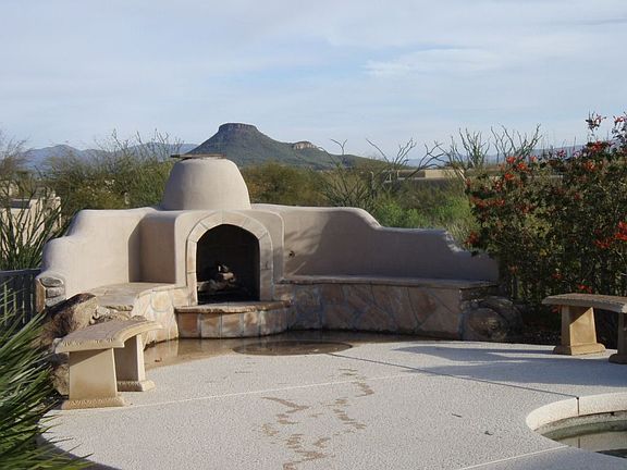 Outdoor Fireplace & Mountain Views