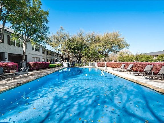 3rd image of 6230 Bandera Ave #6230C