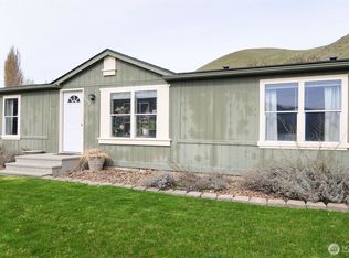1698 Sunset Drive, Wenatchee, WA 98801