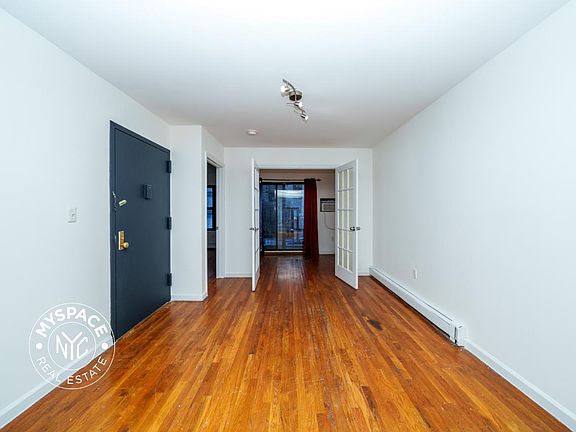 4th image of 99 Stockton St #2