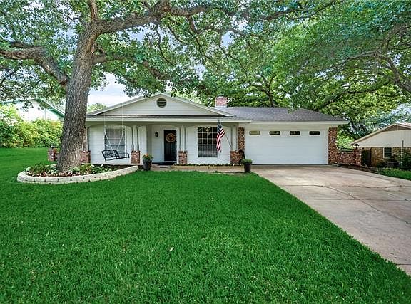 2nd image of 621 Tumbleweed Dr