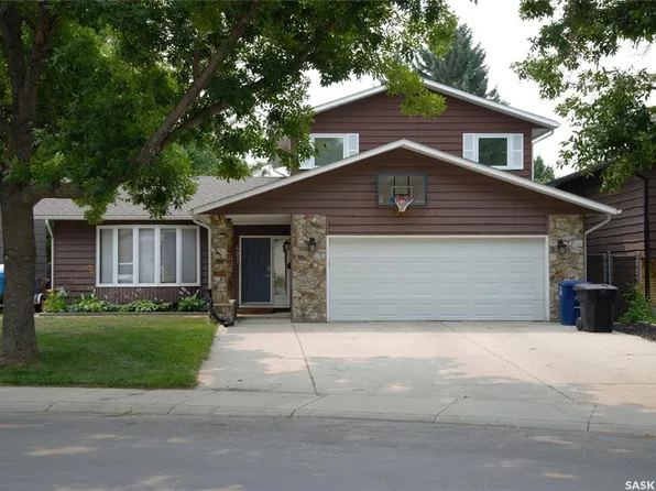 407 Chitek CRESCENT, Saskatoon, SK S7K 5C1