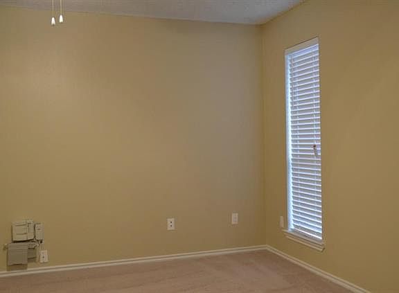 4th image of 2301 Scott Mill Cir