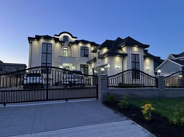 15969 106th Ave, Surrey, BC V4N 3J4