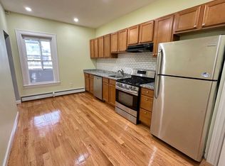295 Windsor St APT 1, Cambridge, MA 02139