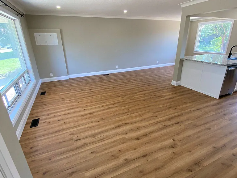 25 Hickery Pl #MAIN FLOOR — Photo 24