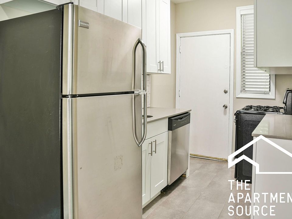 1st image of 3423 N Elaine Pl APT 1W
