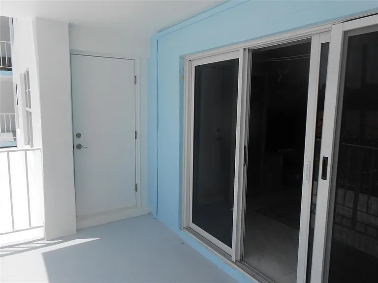 4540 N Ocean Dr #210 — Photo 29