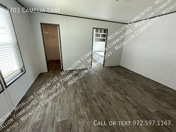 5th image of 3703 Camelia Ln