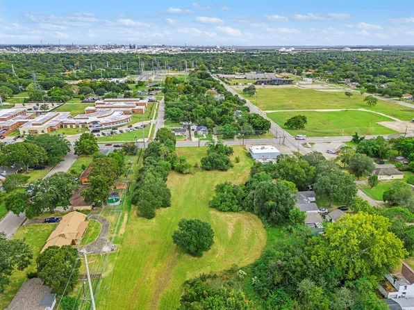 0 Bayou Rd, La Marque, TX 77568