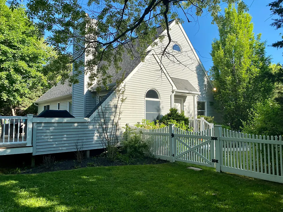 45A Old Country Rd