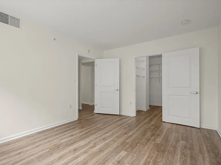 1225 13th St NW #407 — Photo 14
