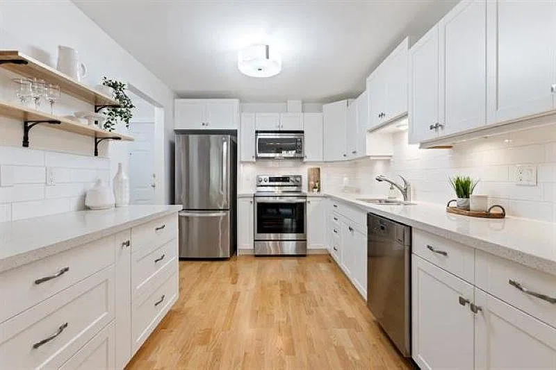 2 bed, 1126 sqft, $2,500 — Photo 1