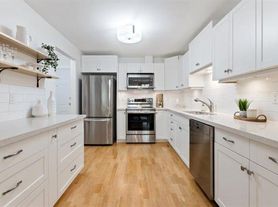 12142 122nd Ave, Pitt Meadows, BC
