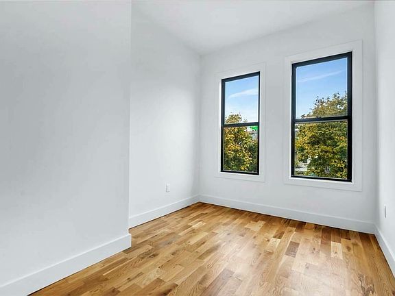 2nd image of 324 E 29th St #2