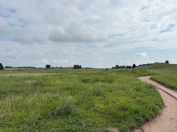 S Rd, Axtell, NE 68924