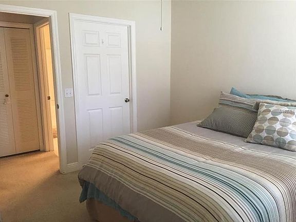 5th image of 225 Southern Pecan Cir Unit 102