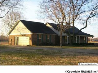 18787 Menefee Rd, Athens, AL 35613