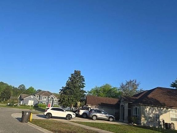 4th image of 452 Martin Lakes Dr S