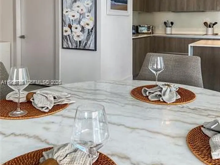 17550 Collins Ave #CU-1205 — Photo 30