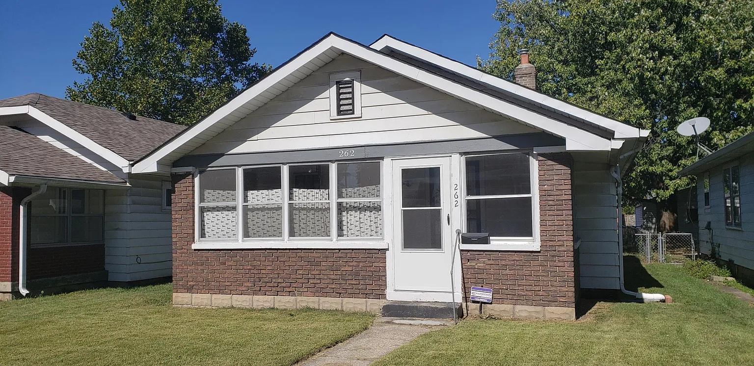 262 Hoefgen St photo 1