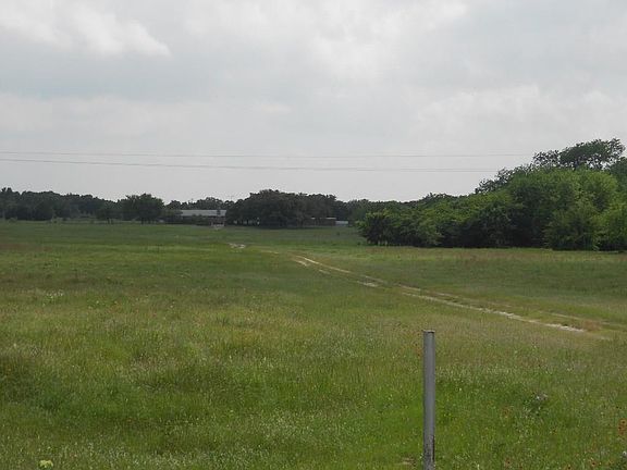2nd image of 7406 State Highway 287 S