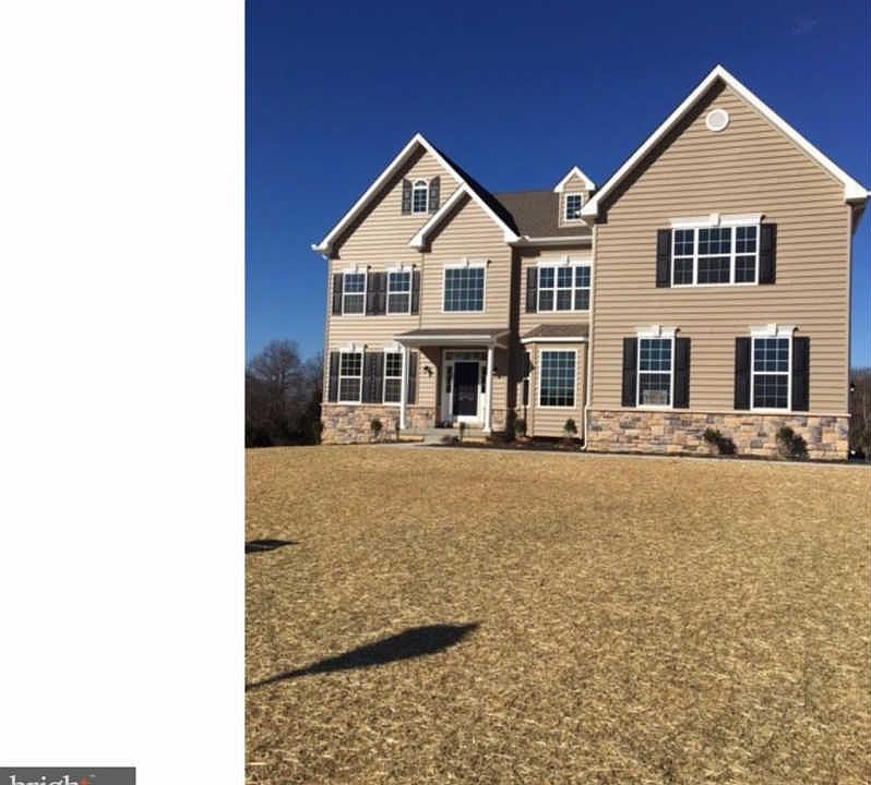 1st image of 411 Blackburn Ct