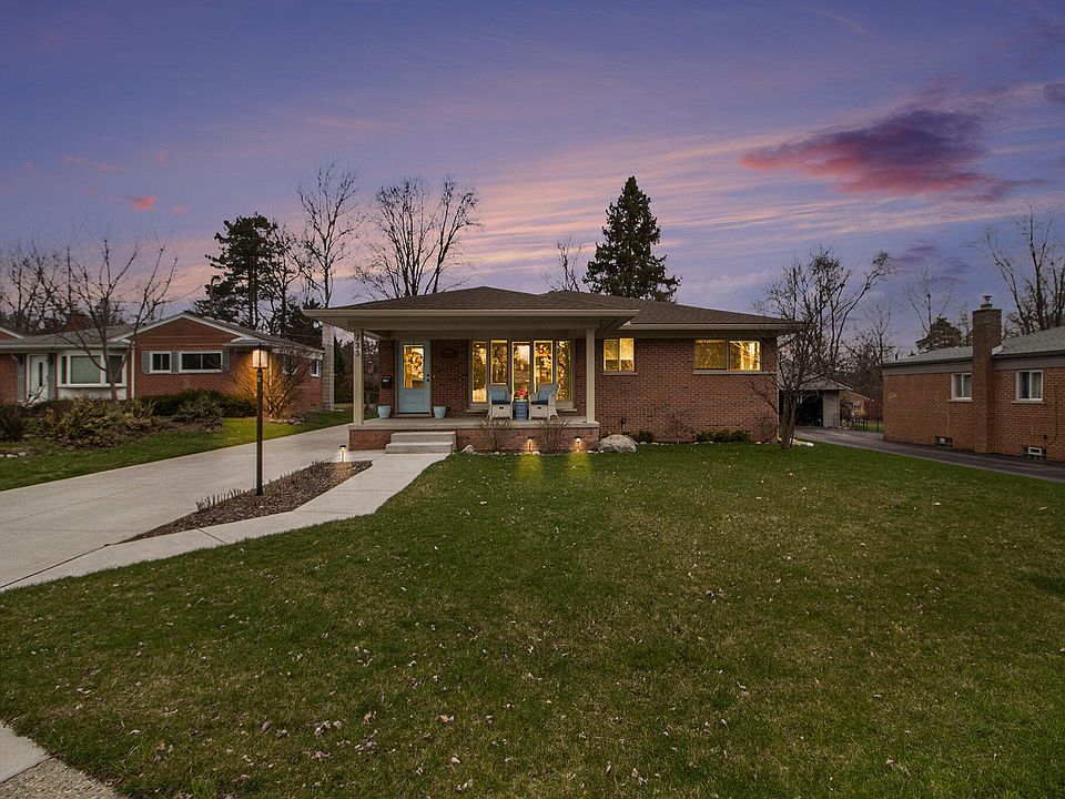 1st image of 733 Manordale Ct
