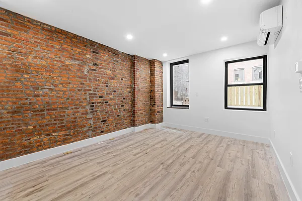 Rented by Compass | media 5