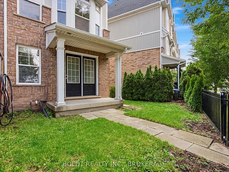 41 Durksen Dr — Photo 33
