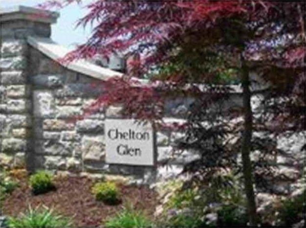 2nd image of Chelton Gln