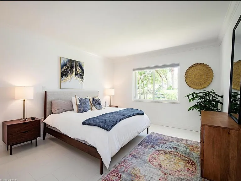 3200 Gulf Shore Blvd N #116 — Photo 9